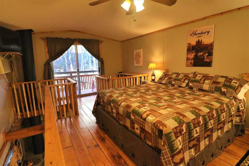 Oktoberfest Themed Cabin In Woods Stream #14 Helen Exterior foto